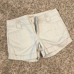 Khaki shorts